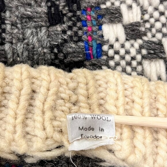 Vintage 90's Wool Chunky Pullover Plaid Sweater, Hand Knit, Cream Gray, XL - Picture 4 of 9